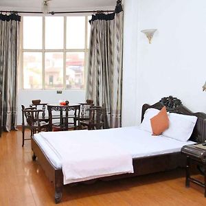 Hoang Cuong Hotel 15 Nguyen Thai Hoc